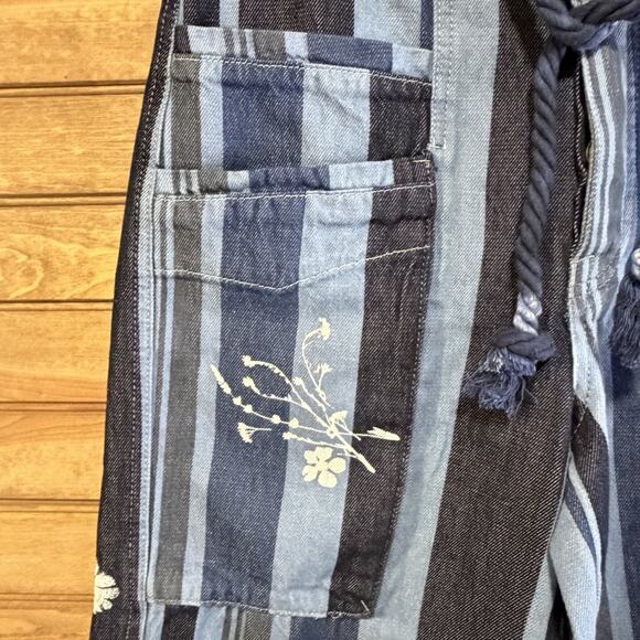 Free People We The Free Cove Crop Pull On Jeans Size Small Button Fly Beach Boho - Picture 5 of 16